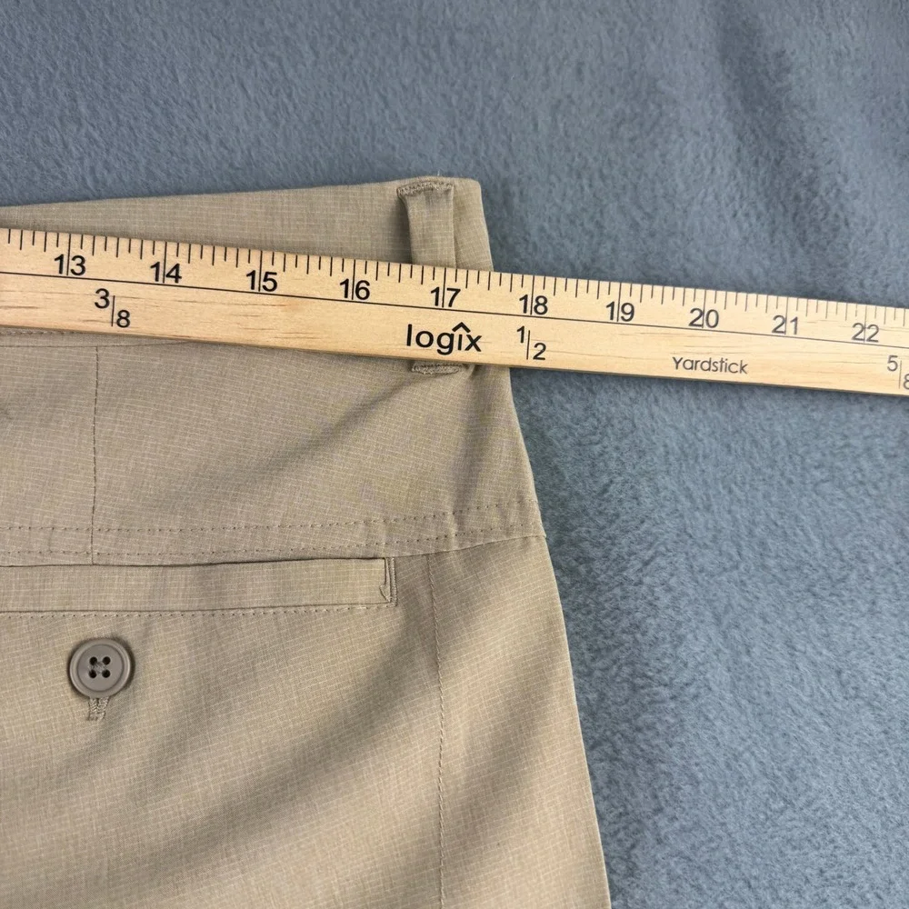 Old Navy Active Mens 33 Built-In Flex Khaki Hybrid Shorts 10
